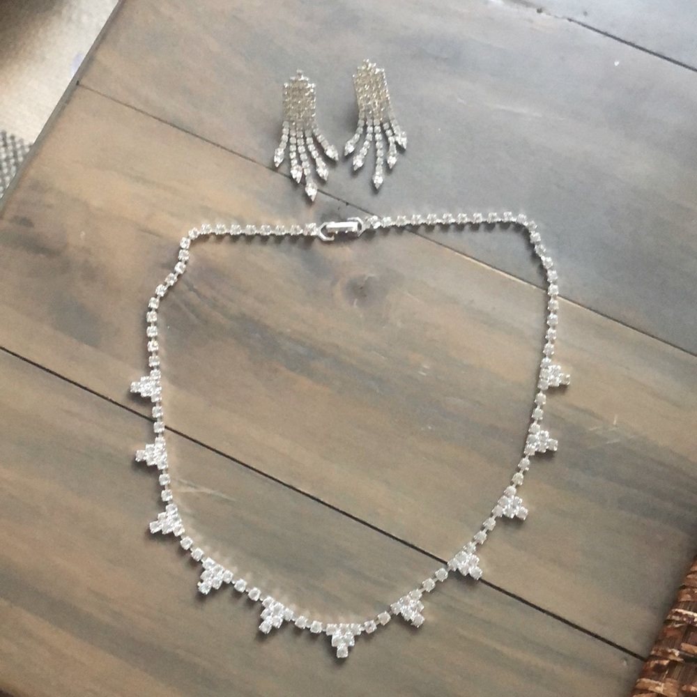 MIKA Design Silver Cubic Zirconia Necklace Drop Earrings Set